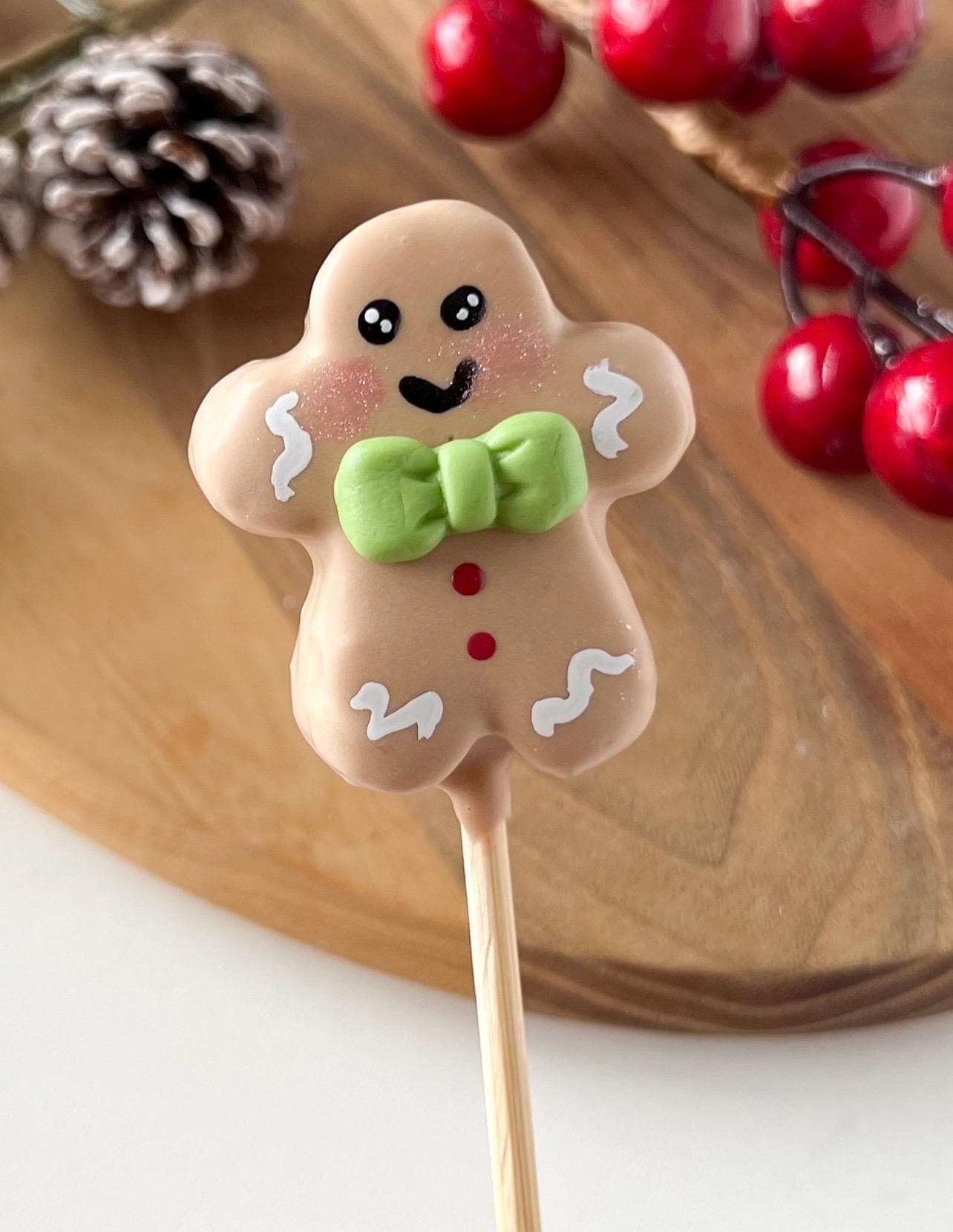 Gingerbread Man Christmas Cake Pop Mold