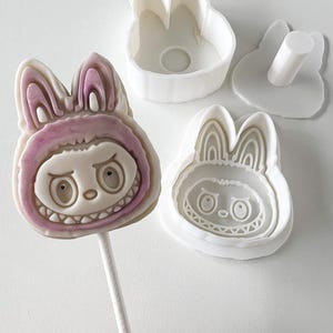 Cute Monster cake pop mold with fondant stamp