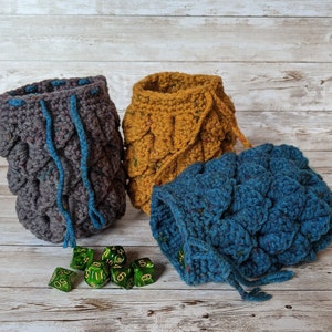 Dragon Egg Dice Bag, Handmade Tabletop Bag, Dice Container, DnD Drawstring Dice Pouch Sack, Bag of Holding, Dungeons and Dragons, RPG Gift