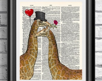 Jirafas enamoradas, impresión artística de diccionario, decoración de pared con página de libro antiguo en técnica mixta. Animales de arte de pared, jirafa elegante