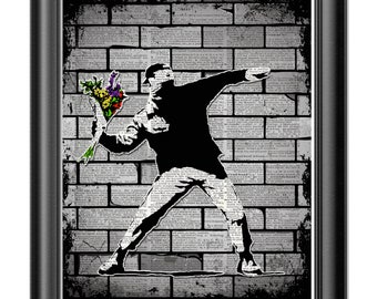 Banksy Flower Thrower em impressão de página de livro de dicionário antigo. Arte de rua Banksy graffiti art, Banksy Poster, Banksy Picture, Abstract Art