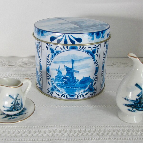 Holland Tin and 3 pieces Dolhouse porcelain miniature set, Dollhouse Delft blue color set, Blue and white set, Blue and white canister