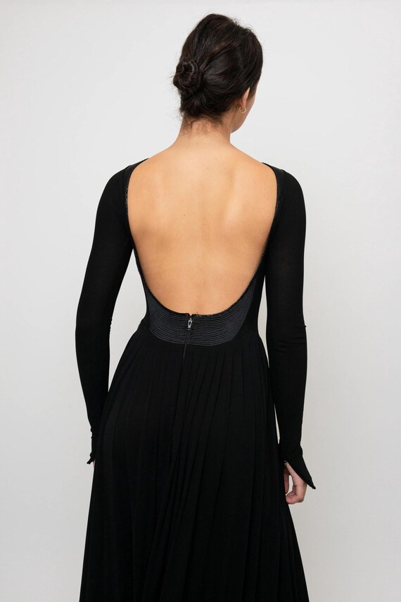 geoffrey beene jersey dress Fall/ Winter 1991 Black Open Back Evening Gown geoffrey beene sweater
