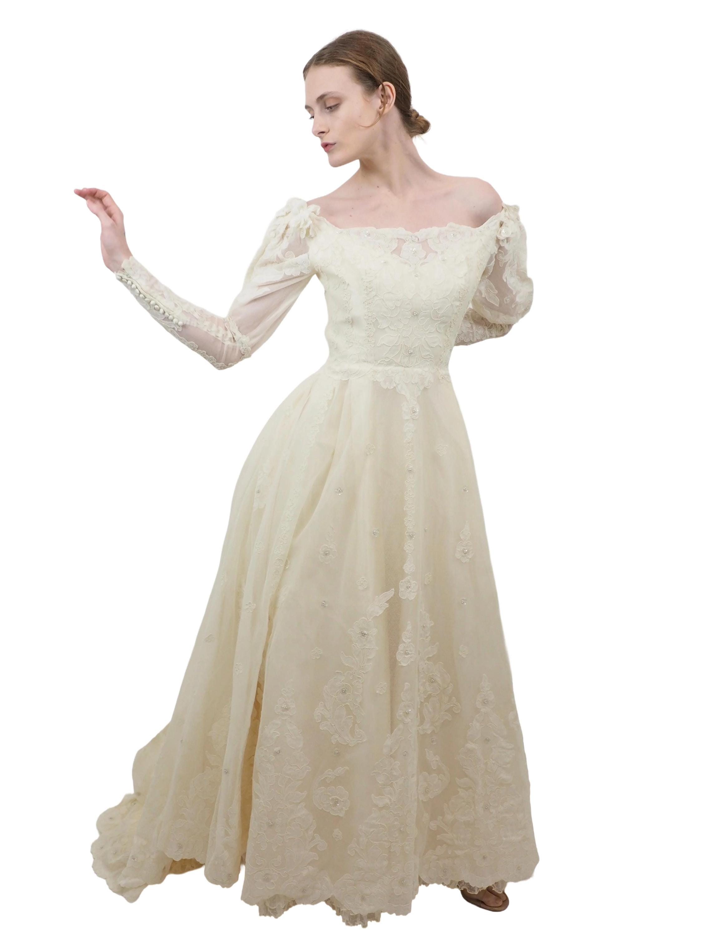Vintage Priscilla of Boston Wedding Gowns - Etsy Vintage Priscilla of Boston Wedding Gowns - Etsy