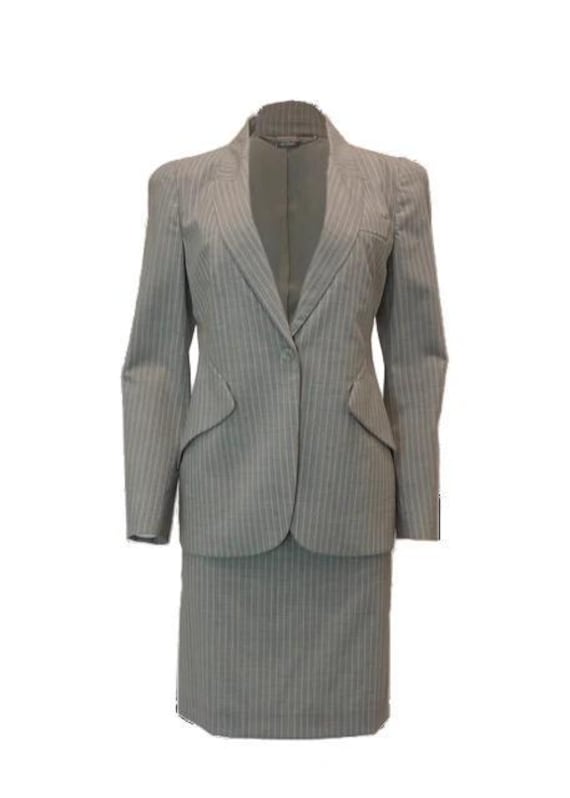 Alexander McQueen, Alexander McQueen Pre-Fall 2010 Pinstripe Skirt Suit