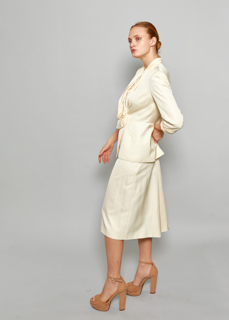 Thierry Mugler 1990's Cream Skirt Suit image 3