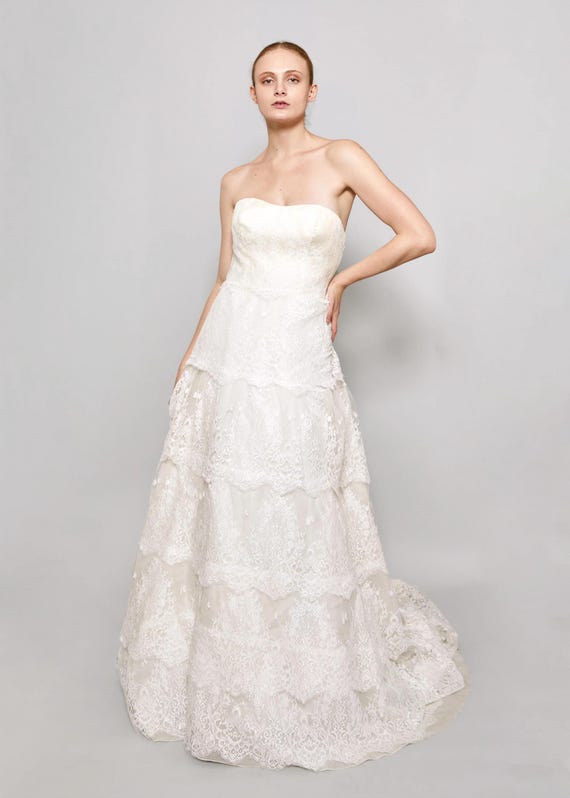 2014 Blumarine Sposa Strapless White Lace Ruffled Gown