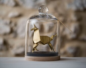 Sculpture Origami Licorne Or. Blade Runner. Taxidermie. Cabinet de Curiosités. Cadeau pour lui. Cadeau pour elle. Cadeau personnalisable