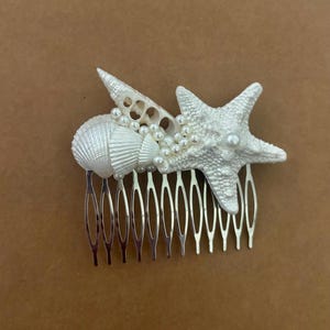 Starfish & Seashells Hair Comb, Pearls, Seashells Beach Theme Wedding Bridal Party Hair Accessory Mermaid Hair Comb, Loves Beach Gift Idea