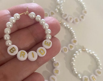 Personalisierte Perle Weinglas Charms Gold Ton Brautdusche Geschenkanhänger Set von 9
