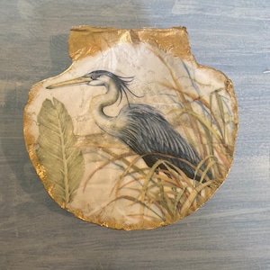 Blue Heron Scallop Shell Decorative Jewelry/Trinket Holder, Decoupaged Tropical Coastal Bird Beach Decoration Gift Idea