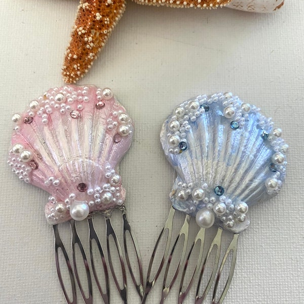 White - Handcrafted Seashell Hair Comb (Big) 08