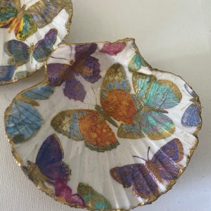 Butterflies Jewelry/trinket Holder Set 2 Decoupage Colorful Scallop ...