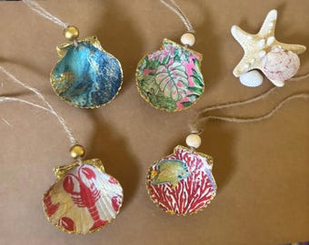 Scallop Shell Wine Charm, Decoupaged Beach Theme Gift Tags