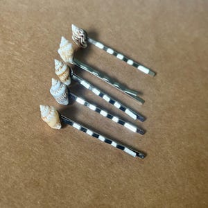 Sea Shell Silver Hair Pins Shell Hair Accessory, Set of 5 Ocean Hair Style, Beach Wedding, Mermaid Accessory, Bobby Pins Summer Surfer Girl