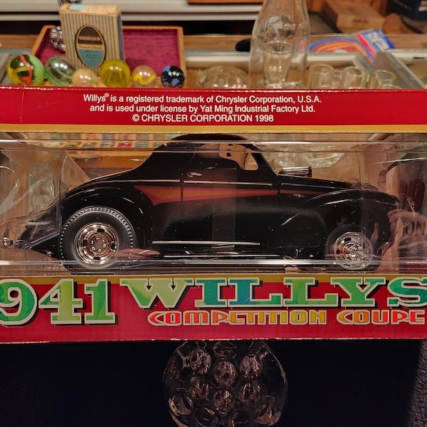 Road Legends Diecast - 1941 Willys competition couple - In box -