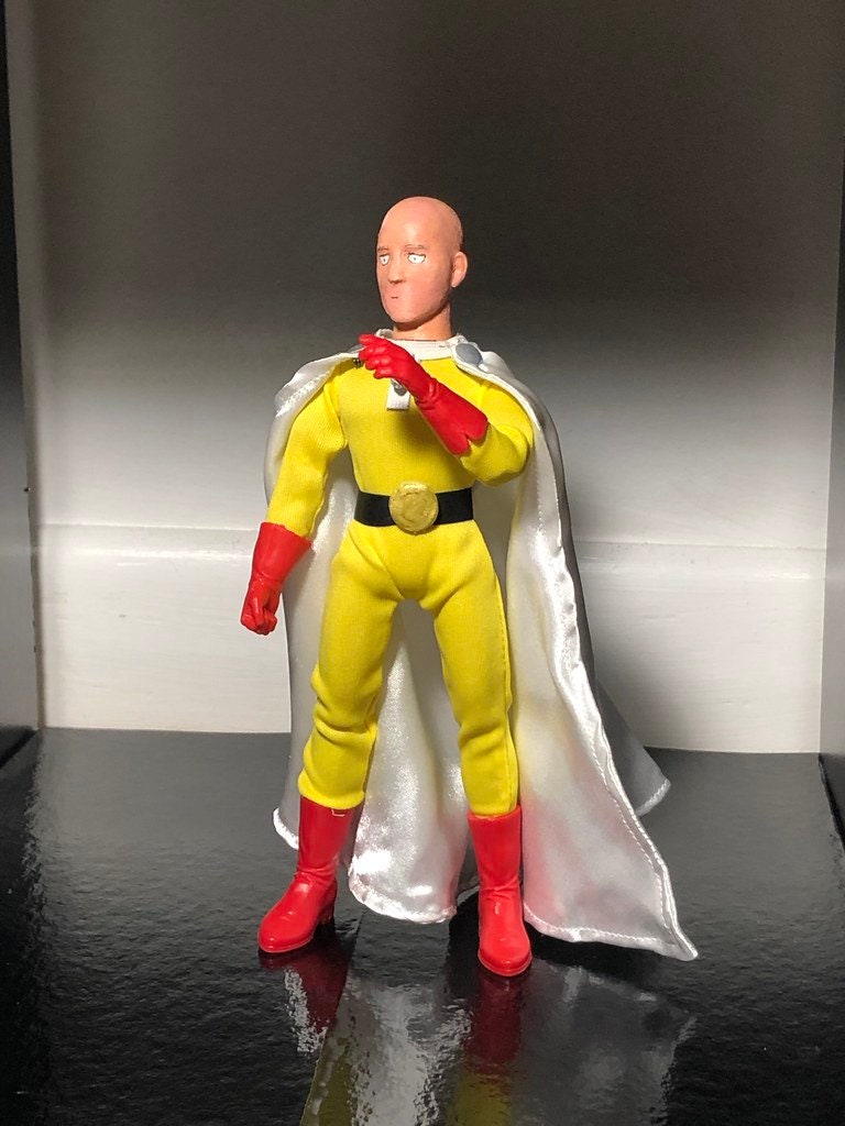 100 Push-Ups, Sit-Ups, Squats & One Awesome One-Punch Man Figure! 