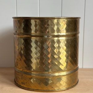 Vintage Large Hammered Brass Planter | 1970s Brass Cachepot | Aged Patina Gold Plant Pot | Hollywood Regency Decor
