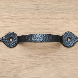 Vintage Hammered Iron Drawer Pull, Rustic Cabinet Handle, Black Wrought Iron Hardware, Primitive Farmhouse Kitchen Cabinet Pull, Cottage