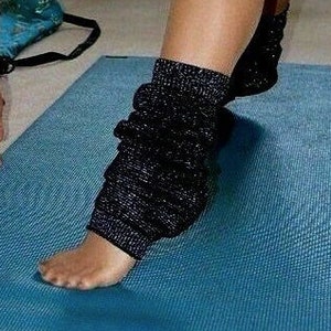 Retro 1980s Style Exercise Yoga Fitness Legwarmers