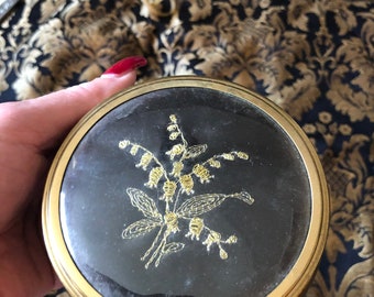 Vintage dressing table trinket box with embroidered lid and velvet lined interior. Perfect for vintage boudoir, photo shoot or collector