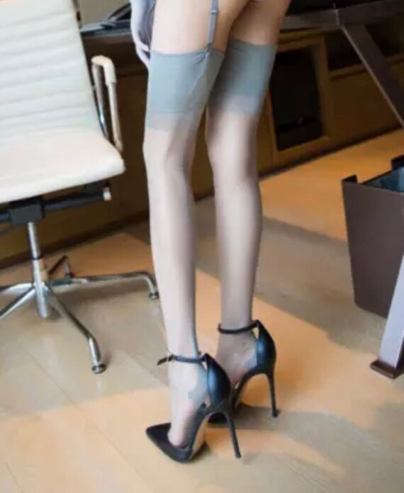 Fully Fashioned Seamed Stockings With Cuban Heels And… Gem