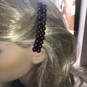 Vintage retro style purple pearl hair clip. Very pretty