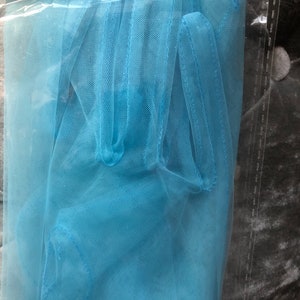 &quot;Extra lange blaue Netz-&quot;Opera&quot; -Handschuhe, nicht dehnbar durch volle Länge, ideal für Abschlussbälle, Dinner-Partys, Opernabende, Brautmoden, Abschlussball, Burlesque.&quot;
