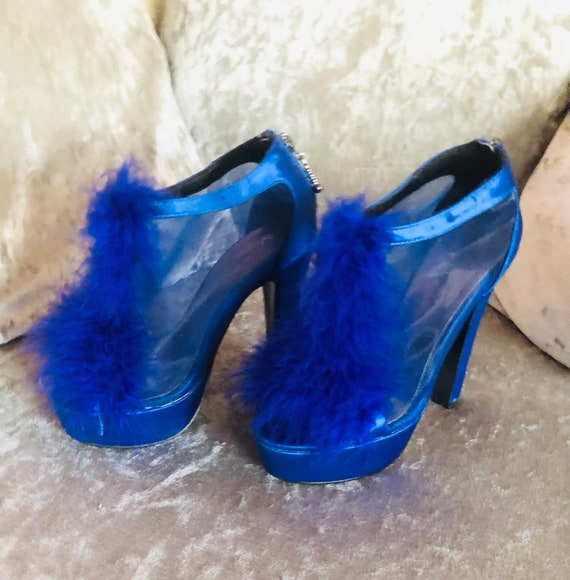 ⚡️ 👠 Fabulous Electric Blue Heels 👠⚡️ | Blue heels, Just fab shoes,  Pretty high heels