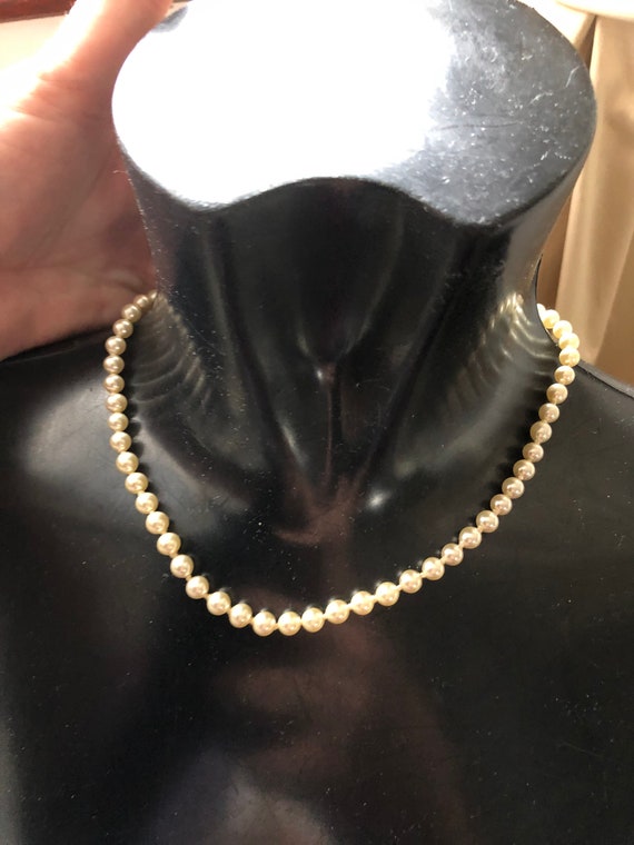 Vintage single strand antique ivory faux pearl ne… - image 2