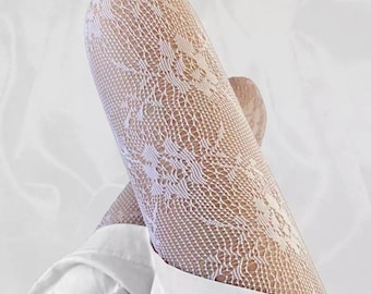 Classic 1980s Ivory White Lace Romantic Pantyhose with Interlocked Detail