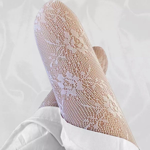 Classic 1980s Ivory White Lace Romantic Pantyhose with Interlocked Detail