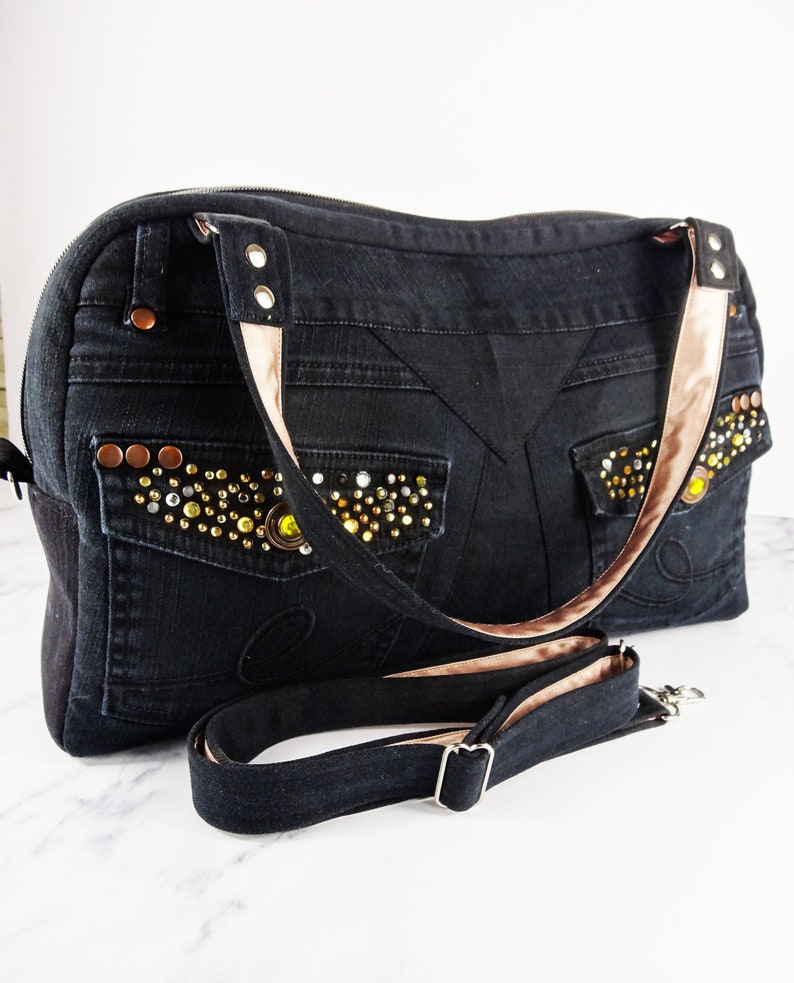 Zwarte Denim Designer Jeans Tas, Handtas schouder en Crossbody Vintage Style Tas handgemaakt van Upcycled Designer Jeans afbeelding 6