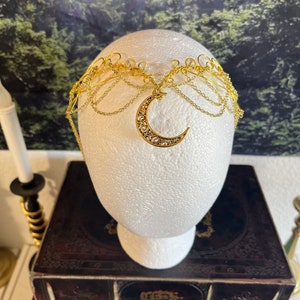 Golden Moon Crown, Medieval Crown with Moon Charm, Gold Renaissance Headpiece, Princess Tiara, Queen circlet for fantasy bride