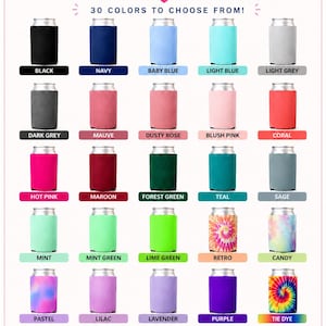 Peut inclure: Un nuancier de 30 couleurs de refroidisseurs de canettes, dont noir, bleu marine, bleu b&eacute;b&eacute;, bleu clair, gris clair, gris fonc&eacute;, mauve, rose poudr&eacute;, rose blush, corail, rose vif, bordeaux, vert for&ecirc;t, sarcelle, sauge, menthe, vert menthe, vert citron, r&eacute;tro, bonbon, pastel, lilas, lavande, violet, tie dye, royal, rouge, orange, jaune et or.