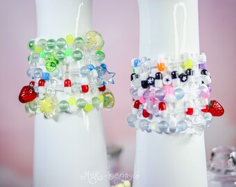 Bracelet Cute Pills / Sweet Lolita Yumekawaii Fairy Kei Jfashion Pastel Goth Yamikawaii Kawaii / Strawberry Pacifier Star