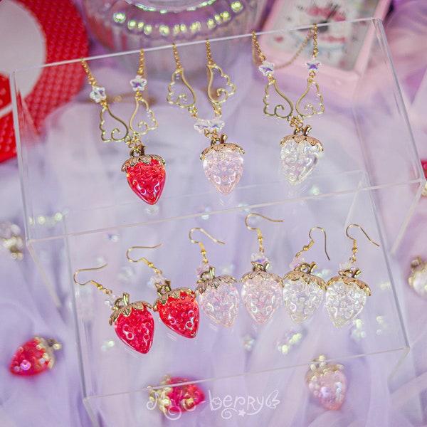 Colliers & Boucles d'oreilles Fraise Céleste Ailée / Kawaii Harajuku Yumekawaii Jfashion Decora Fairy Kei Sweet Lolita