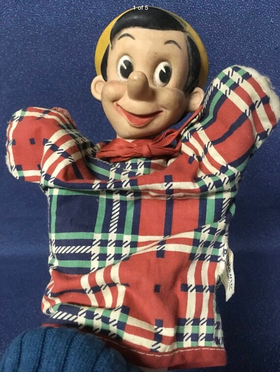 Vintage Pinocchio hand puppet Walt 