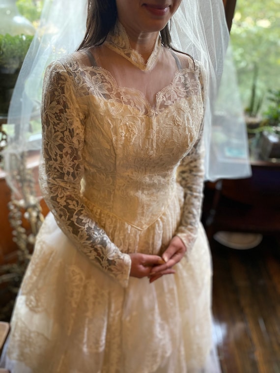 Gorgeous Lace 1950s Wedding Dress with Original Ve