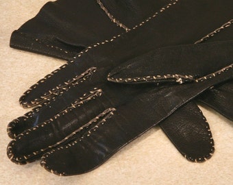 LADIES STITCHED GLOVES in Black Leather