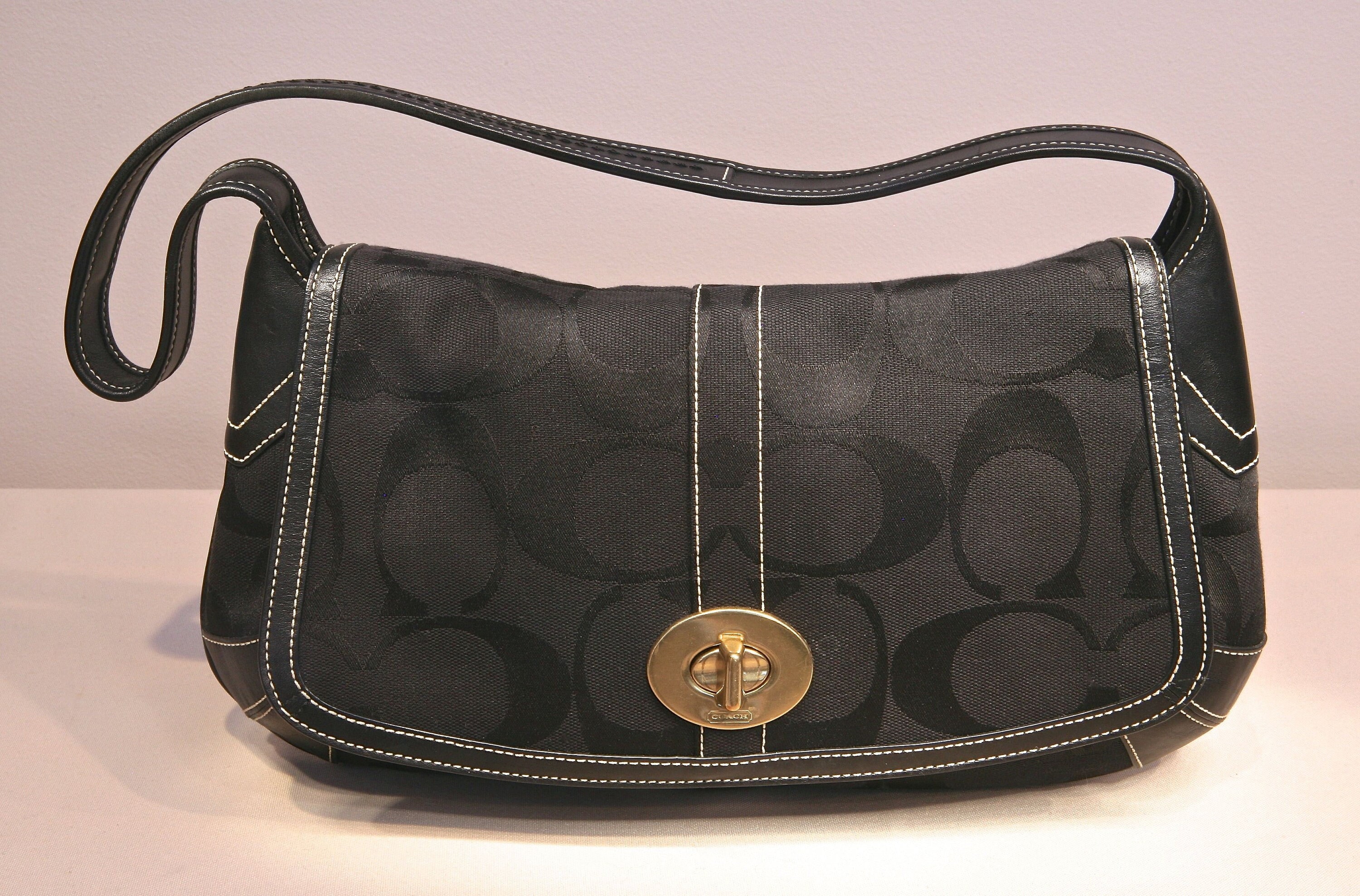 Coach black shop signature shoulder bag
