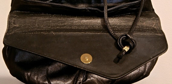 CONVERTIBLE CLUTCH PURSE View 4