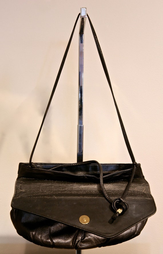 CONVERTIBLE CLUTCH PURSE View 3