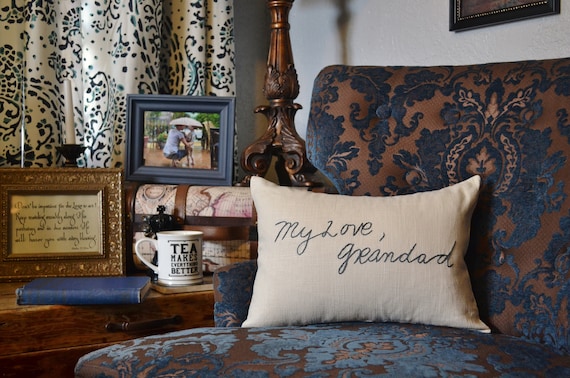Personalize Handwriting Pillow Case Memorial Decor Sympathy Gift for Women Custom Signature Christmas Embroidery Design In Loving Memory