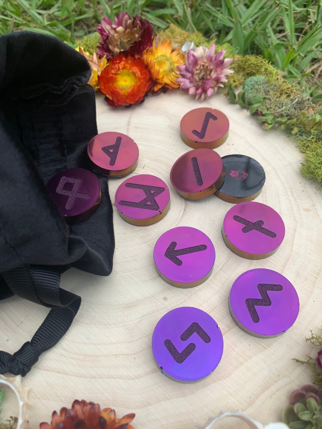 Color Shifting Resin Art 24 Piece Divination Rune Set - Etsy