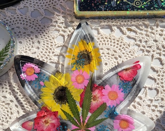 Flower Power Psychedelic Rolling Tray, Pot Leaf, Resin Art, Selenite Crystals