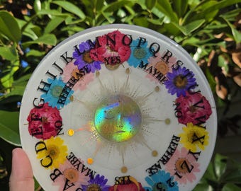 Oracle Card Pendulum Board, Divination Tool, Resin Art, selenite