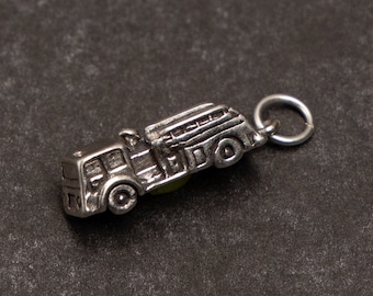 Charm de camión de bomberos 3D de plata de ley para pulsera de charms