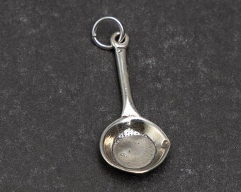 STERLING SILVER 3D Frying Pan Charm for Charm Bracelet