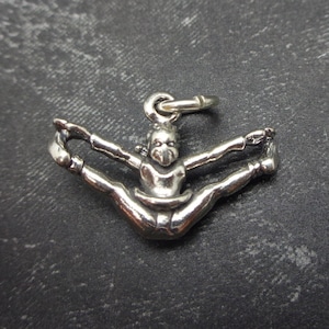 Dije de animadora en 3D de plata de ley para pulsera de dijes